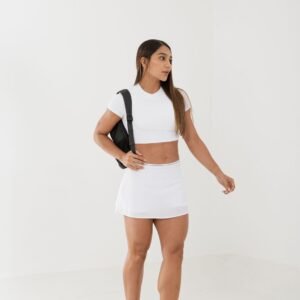 SET DEPORTIVO FALDA Y CROP TOP CON MANGAS