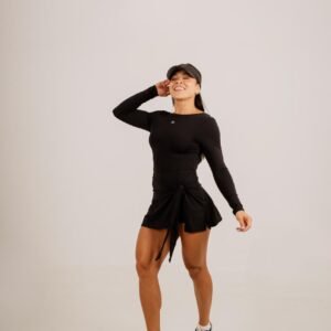 VESTIDO CORTO DEPORTIVO MANGA LARGA